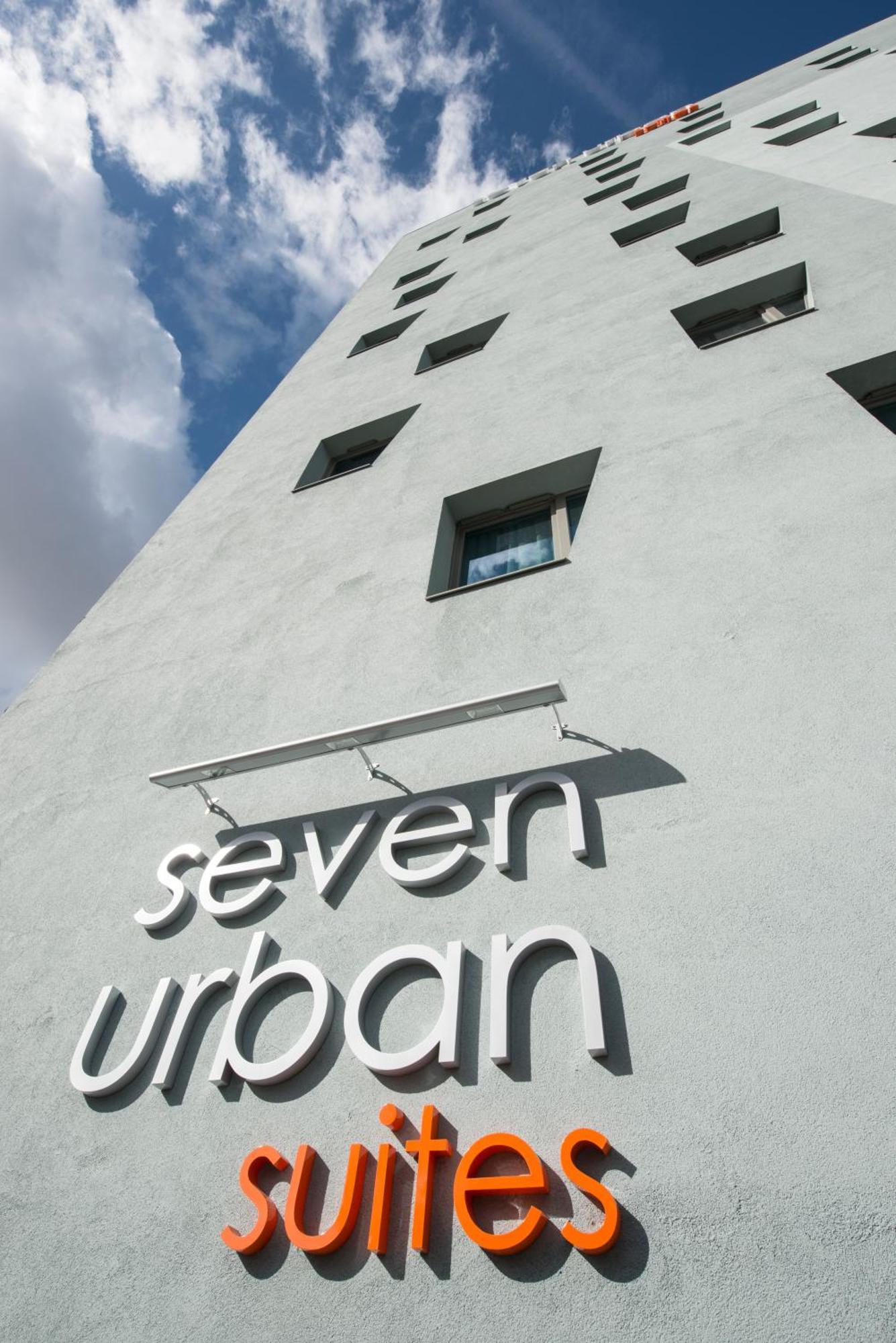 Seven Urban Suites Nantes Centre Esterno foto